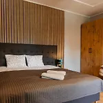 Farm stay Gospodarstwo Agroturystyczne Z Basenem & Spa I Alpakami *