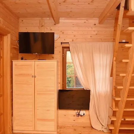 Gospodarstwo agroturystyczne Z Basenem&spa I Alpakami