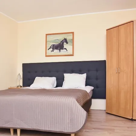 Gospodarstwo Agroturystyczne Z Basenem & Spa I Alpakami Farm stay