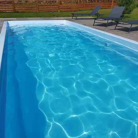 Gospodarstwo Agroturystyczne Z Basenem & Spa I Alpakami Farm stay Elk