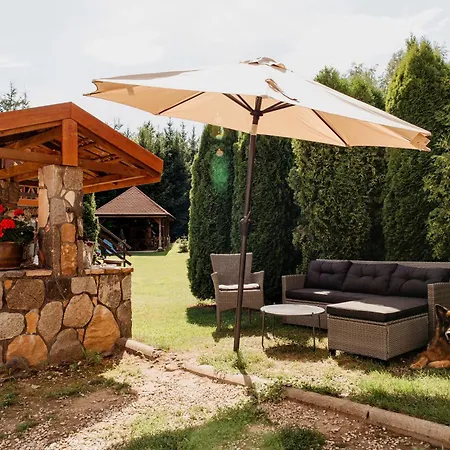 Farm stay Gospodarstwo Agroturystyczne Z Basenem & Spa I Alpakami Elk