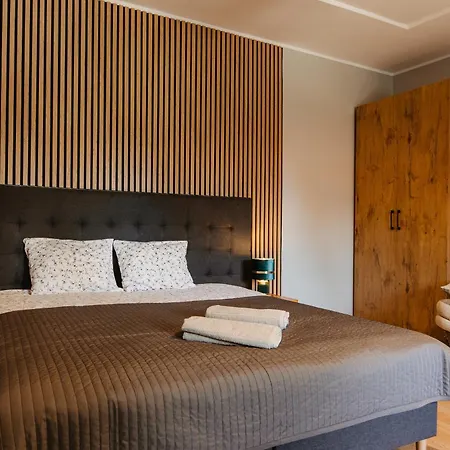 Farm stay Gospodarstwo Agroturystyczne Z Basenem & Spa I Alpakami *