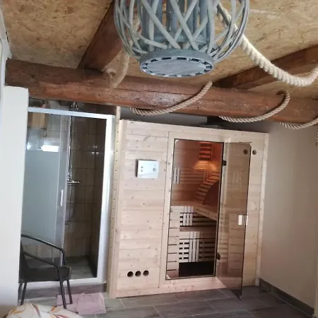 Gospodarstwo Agroturystyczne Z Basenem & Spa I Alpakami